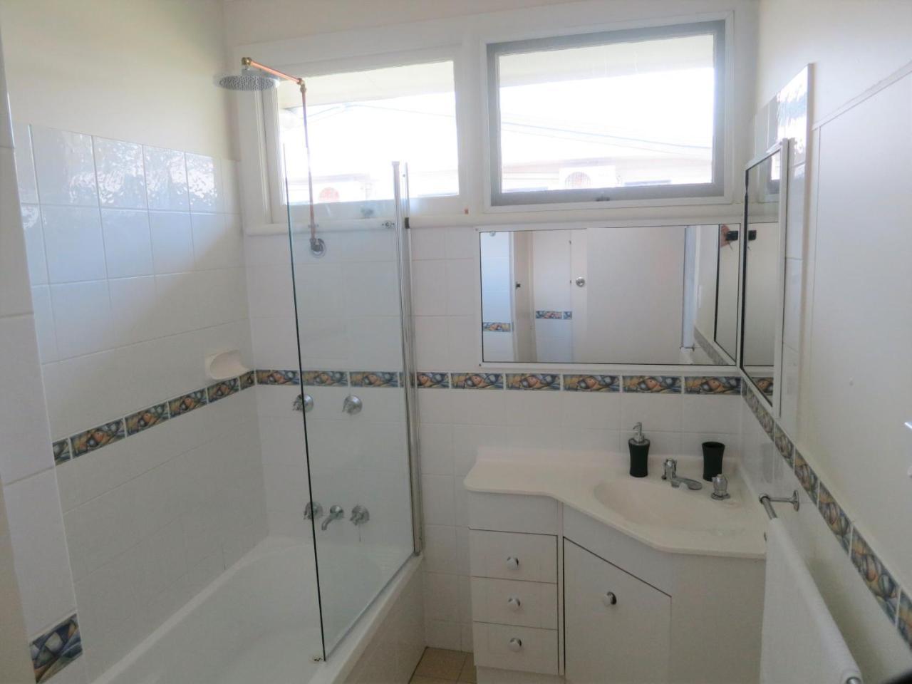 Edge Hill Clean & Green Cairns, 7 Minutes From The Airport, 7 Minutes To Cairns Cbd & Reef Fleet Terminal Esterno foto